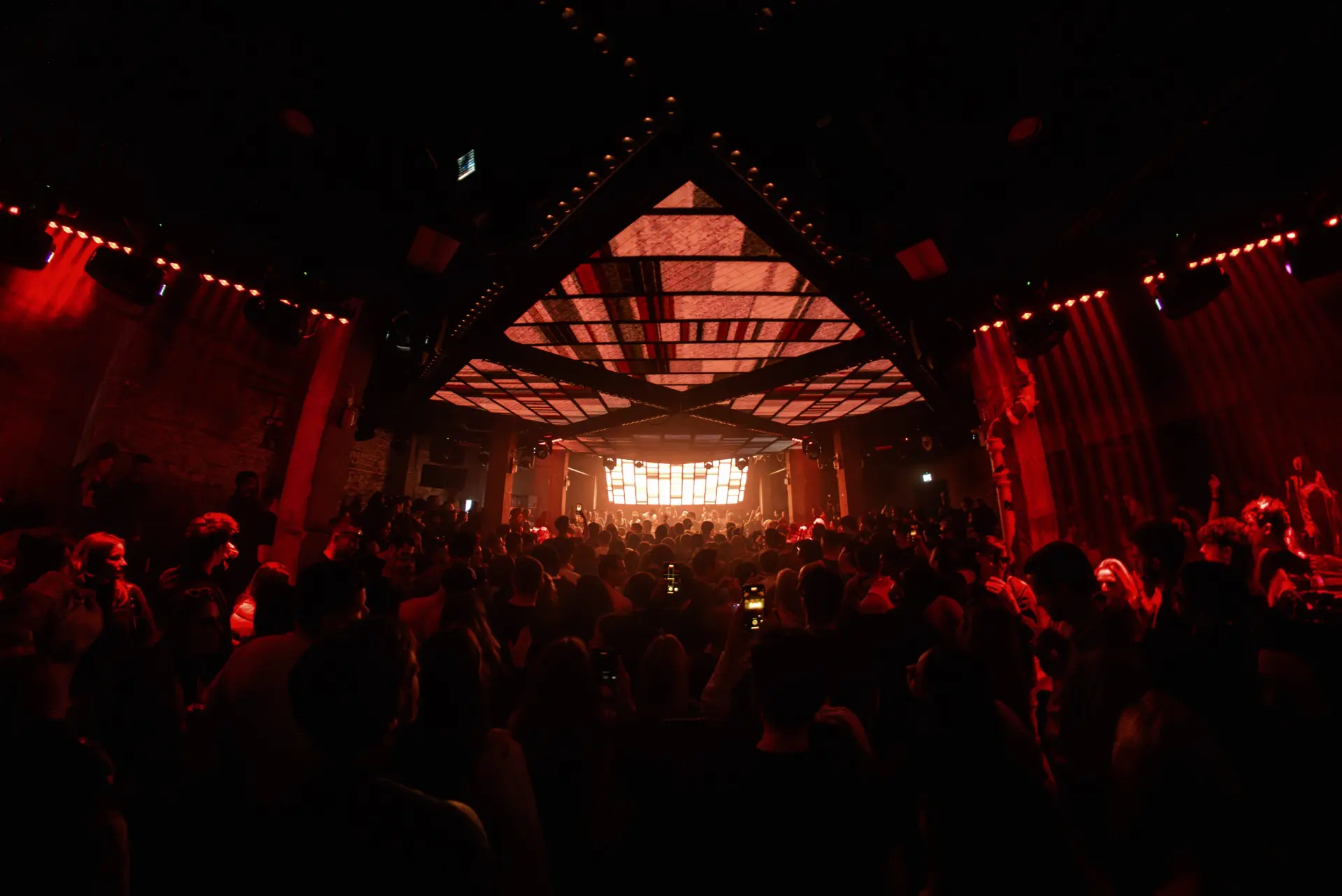 E1 London — gallery image 4